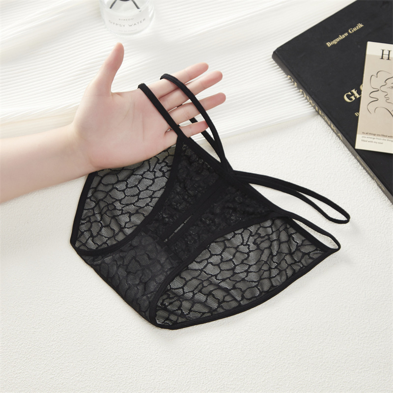 Fashionable bestsellers: Black small-sized series, comfortable series, women's lace underwear, hollowed-out high-elastic low-waisted underwear for women Application Scenario