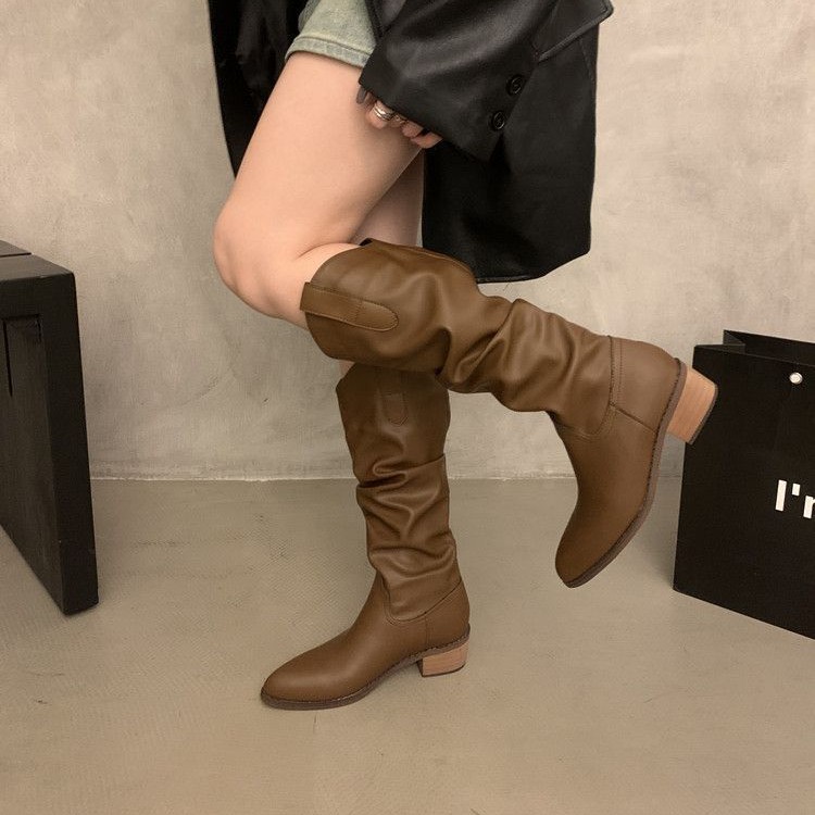 女式皮靴实物图