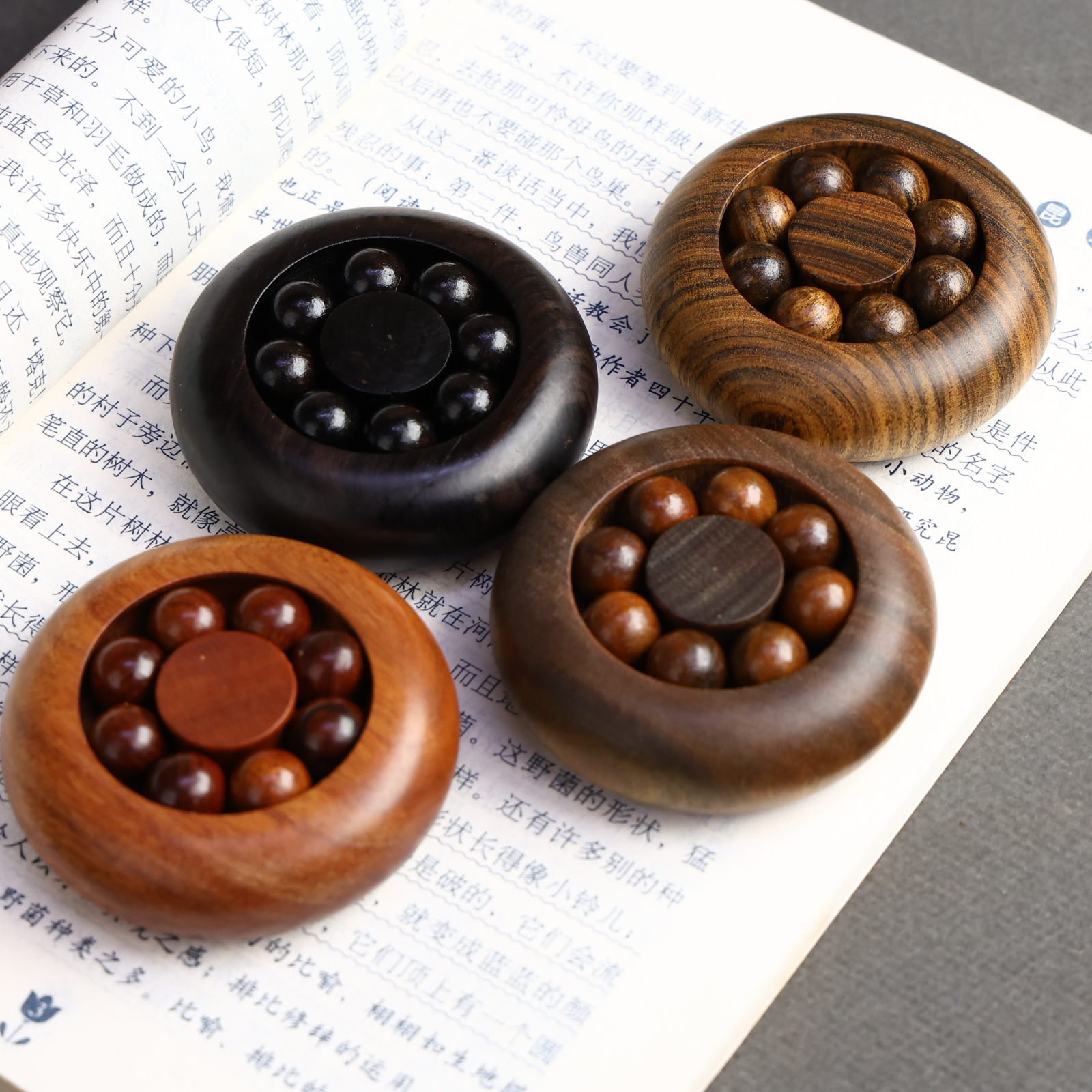 Factory direct sales of sandalwood wooden handball spinning handball pieces for hand exercise and stress relief details Picture