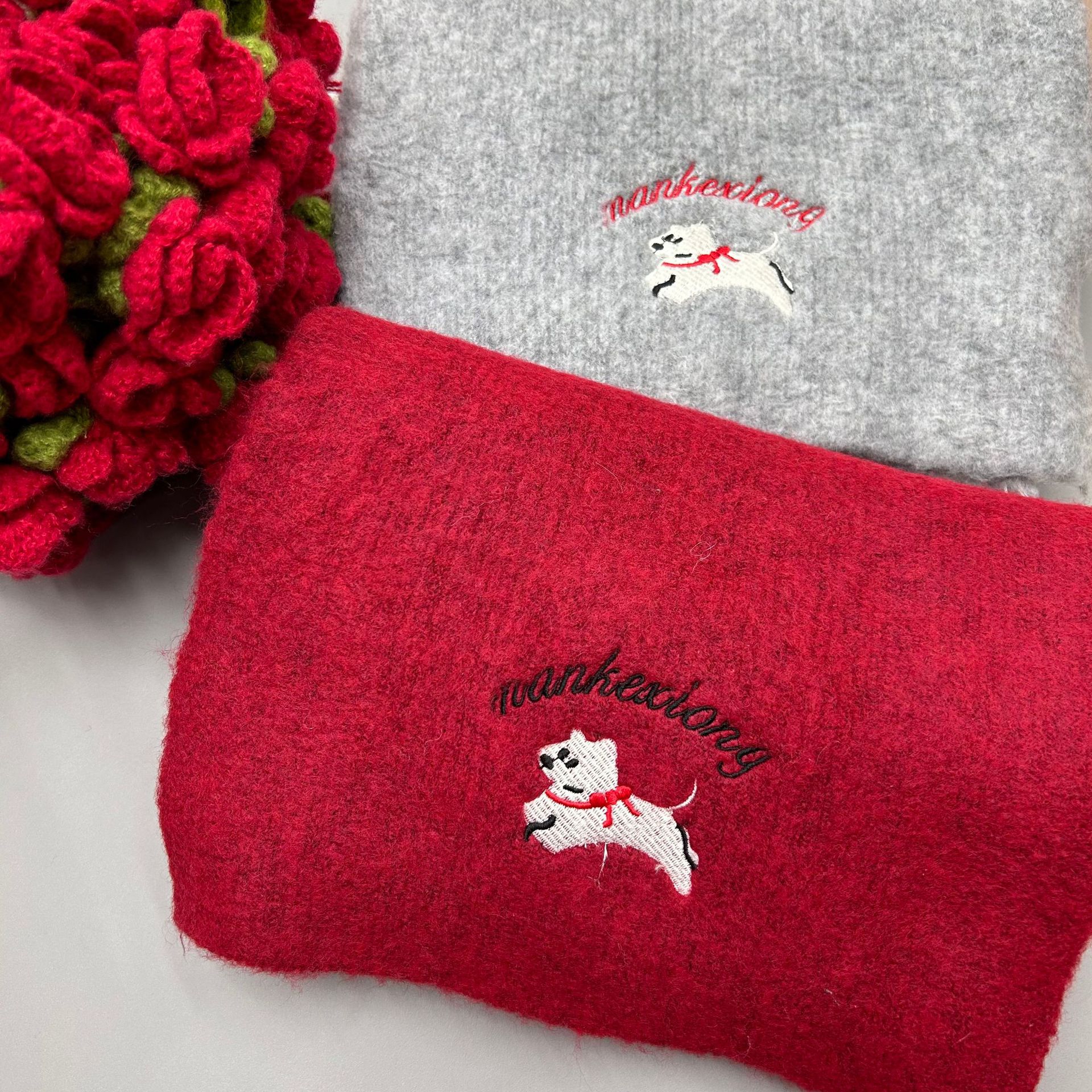 Korean-style cute embroidered puppy scarf for women's winter fashion, versatile and atmospheric cashmere shawl, warm knitted scarf Specification image