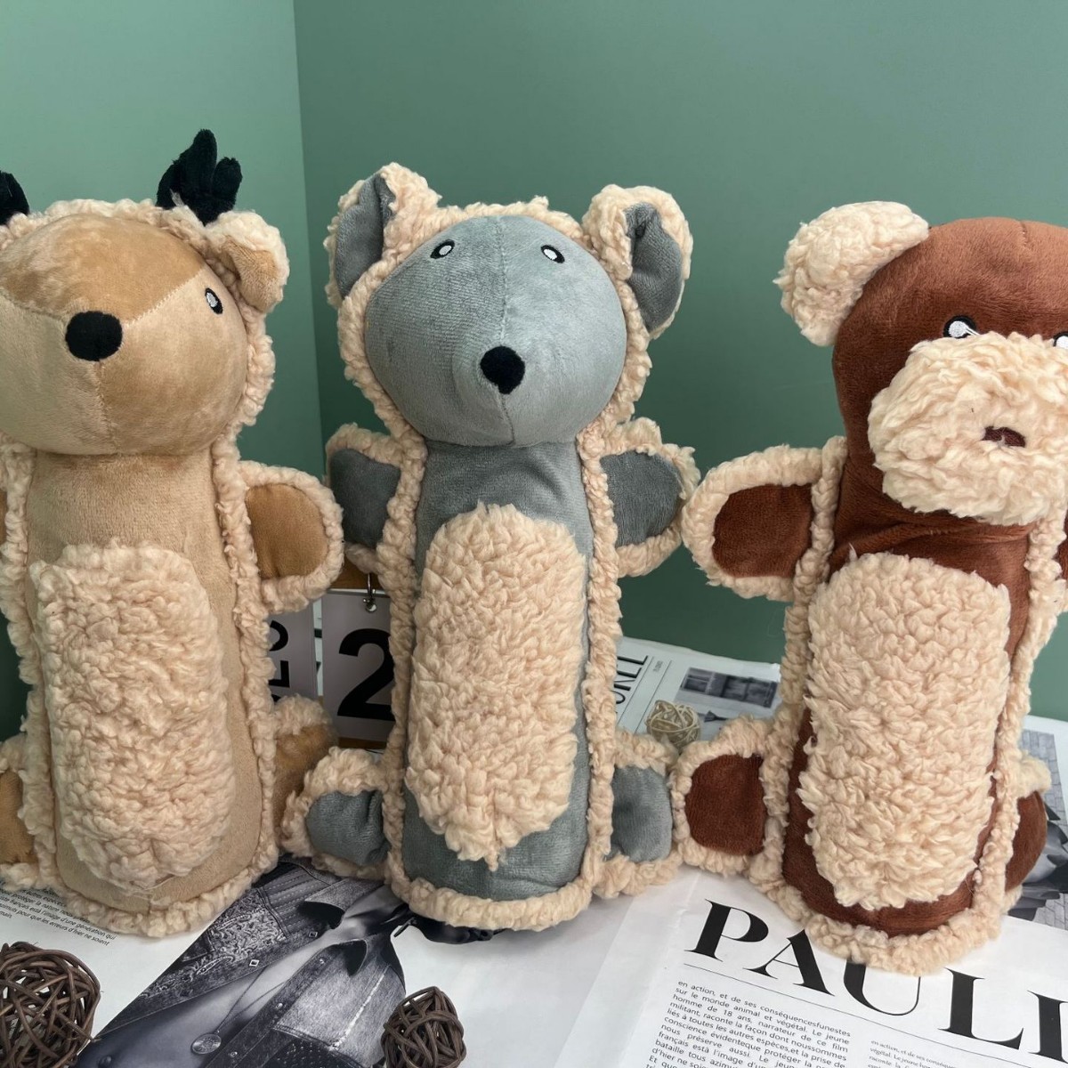 Pet training interactive plush vocal toys for dogs and cats to relieve boredom, stress and vent anger, tooth-cleaning and elk doll products