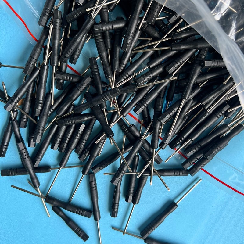 Factory direct sales of toy small screwdrivers, mini 2.0 and 3.0 cross-head screwdrivers, toy delivery, black screwdriver small details Picture