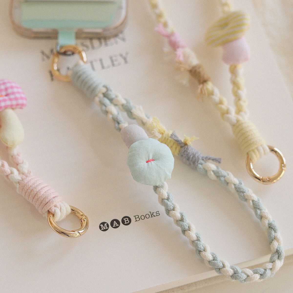 2026 Spring New Original cute little mushroom lanyard with a fresh and sweet girlish style, woven mobile phone pendant wrist details Picture