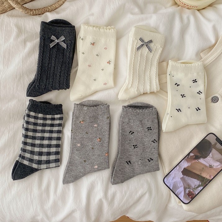 Sock stall, one-piece consignment, Korean rose style ~ Retro three-dimensional bow sock, women's ins sweet style, boneless mid-calf sock, texture, pile sock, one-piece consignment details Picture