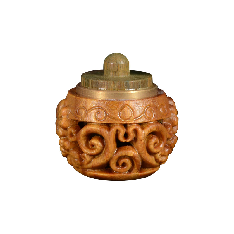 Chinese-style green sandalwood hollowed-out sachets, Xi Shi lanterns, peony and lotus flowers, handle POTS, diffusers, pendants, sandalwood ornaments and decorations Item Picture