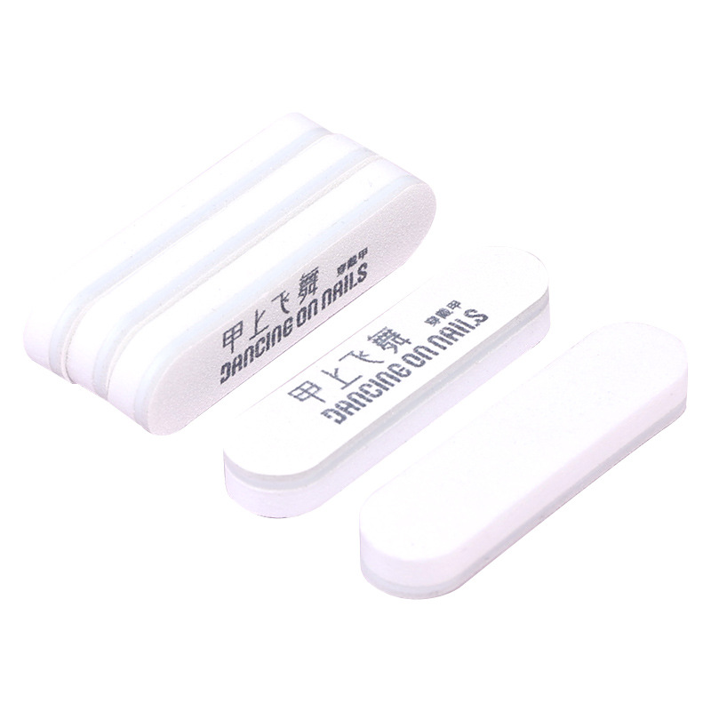 فرك الأظافر الصغير بالرقص في مبرد الأظافر، وفي مبرد الإسفنجي الأبيض، ومد الأظافر Item Picture