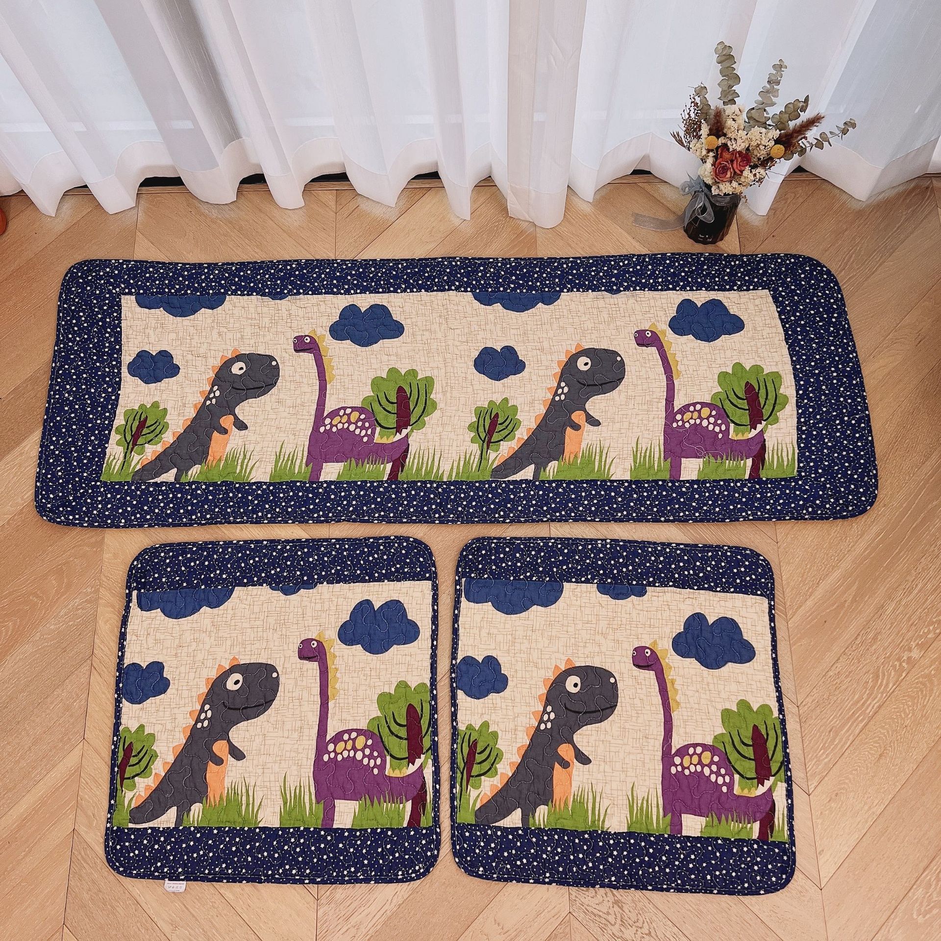 Summer breathable cotton single cushion for car seats, rear seat cushion for cars, pet crawling mat, pet-friendly Specification image