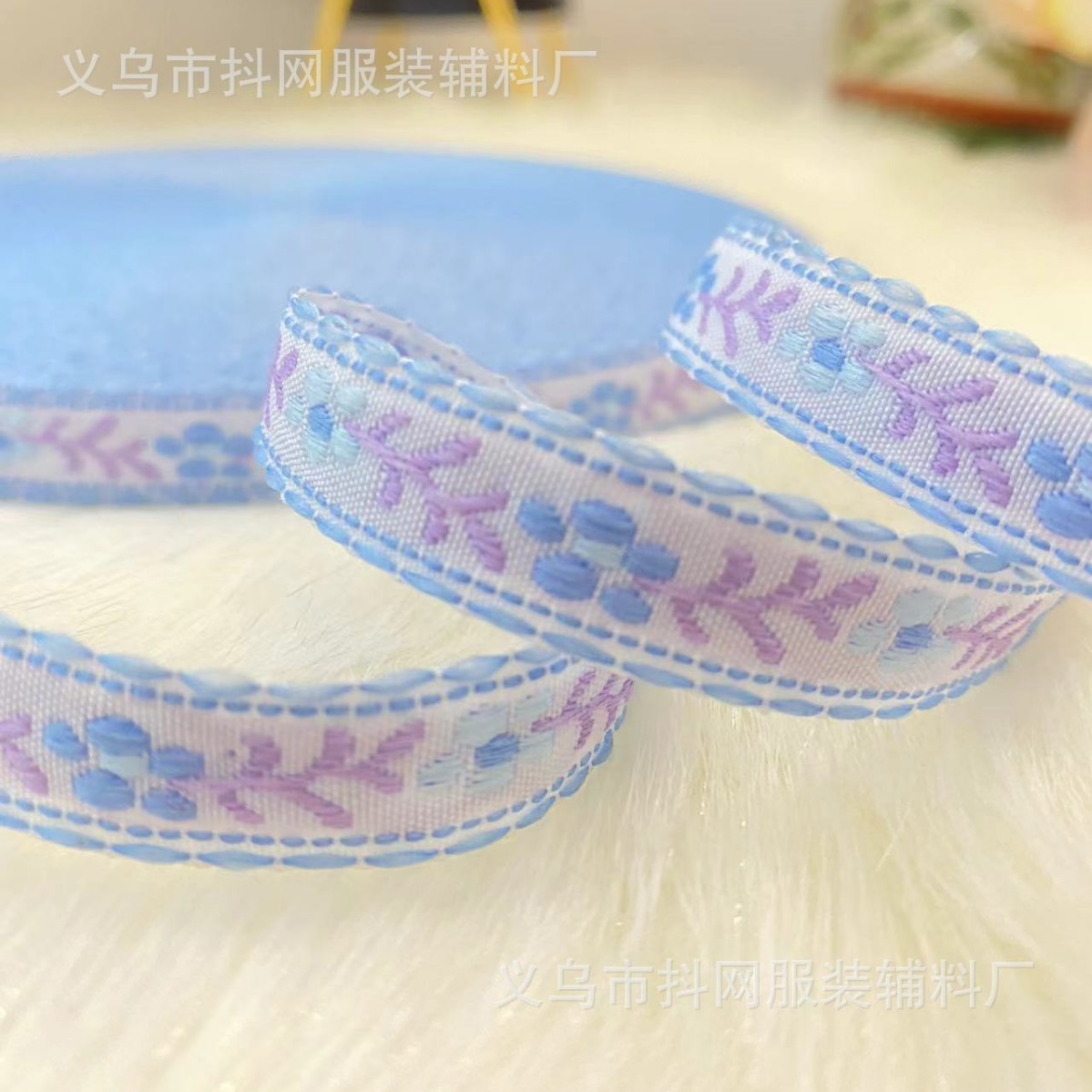 Wholesale of 1.2cm fresh jacquard embroidery, DIY small flower nylon webbing, festival and ethnic clothing accessories Specification image