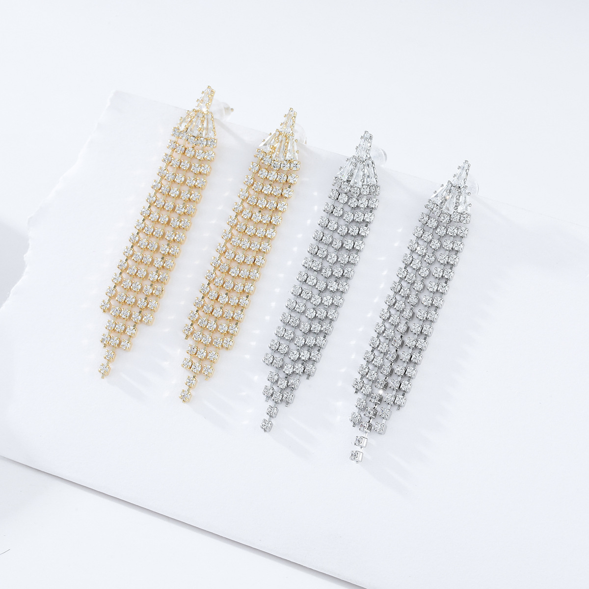 Light luxury tassel, high-end and elegant, versatile earrings, copper-plated with real gold and zircon for color retention, S925 silver needle, super fairy-like earrings Item Picture