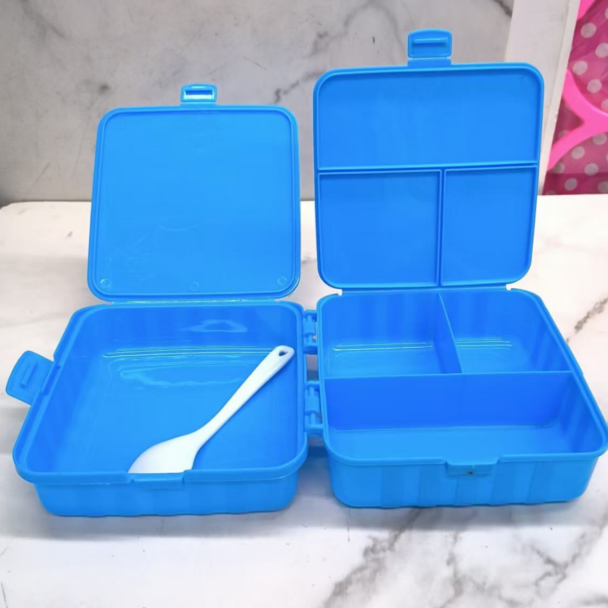 Square plastic lunch box, office worker lunch box, portable new product, cross-border simple lunch box Application Scenario