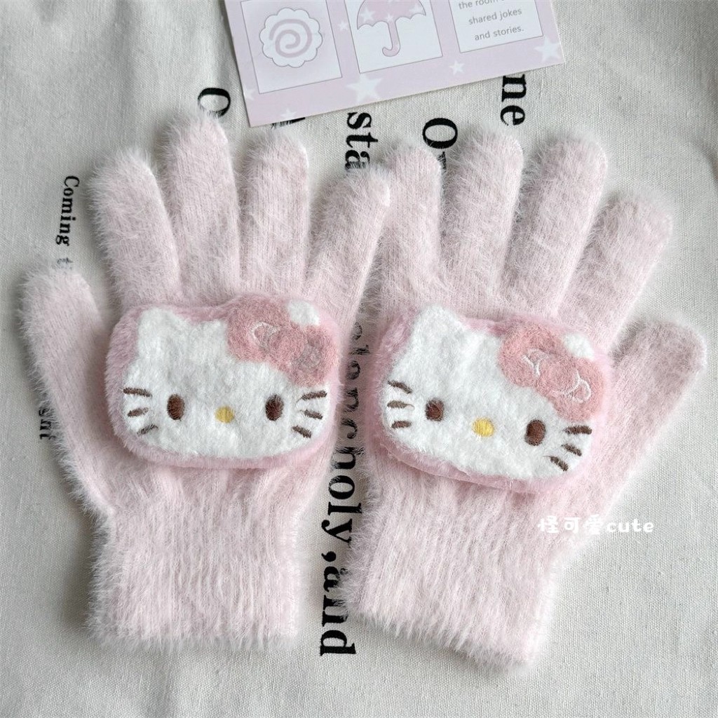 kt cat gloves for girls to ride electric bikes in winter are warm, cold-proof, frost-proof, fluffy and cute for students Application Scenario