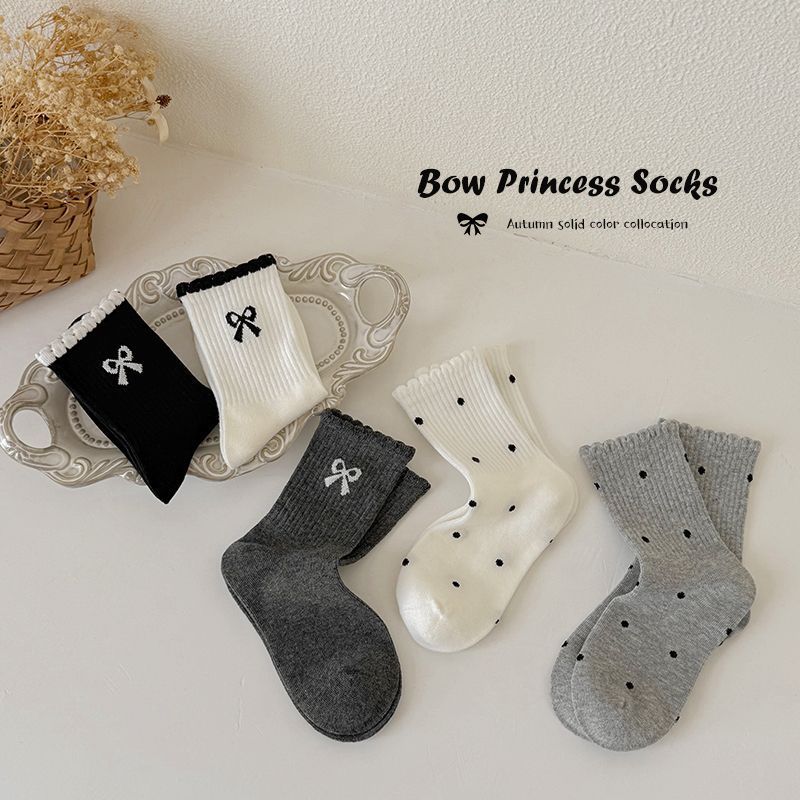 Girls' socks, spring and autumn cotton socks, children's Korean style ins bow lace socks, autumn girls' mid-calf socks, cotton socks details Picture