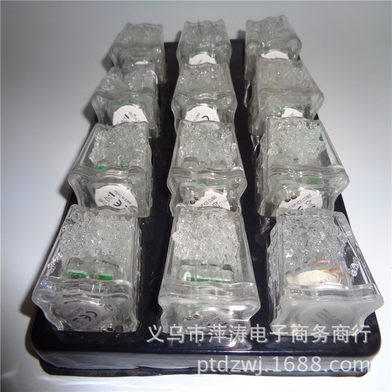 Seven-color luminous sensor ice cubes, birthday bars, dance halls, KTVS, touch night lights that light up when exposed to water, wedding gifts Specification image