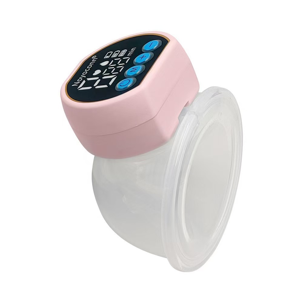 吸奶器/婴儿服装白底实物图