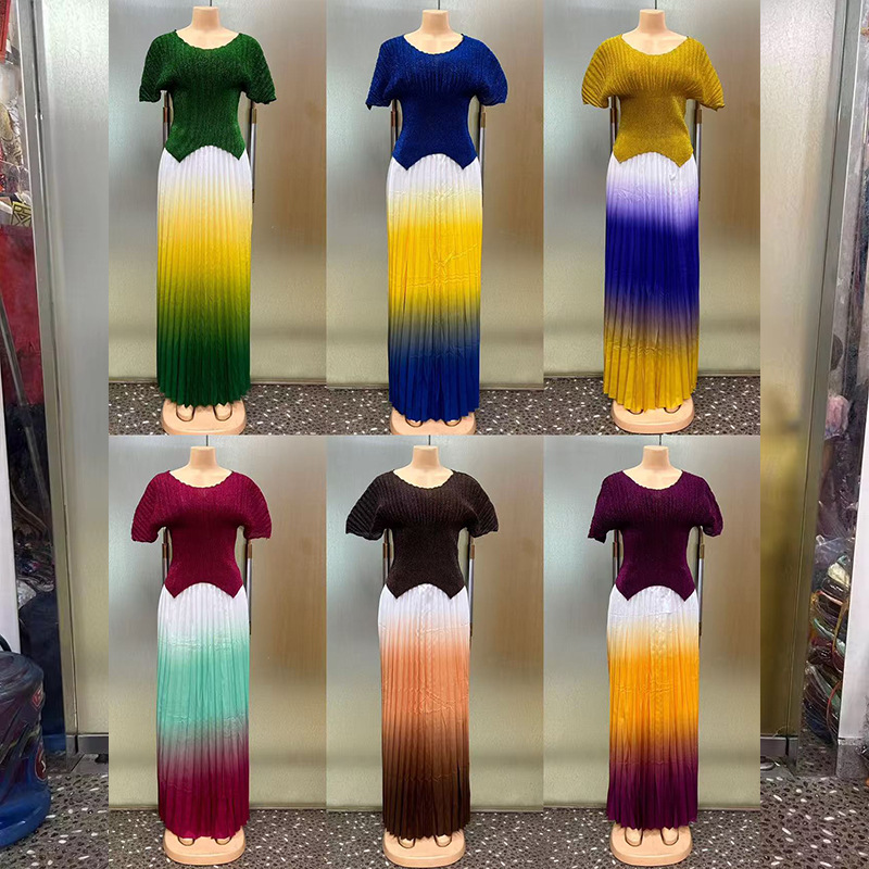 Cross-border Foreign Trade 2025 Fashionable and Elegant EU Women's Clothing Two-piece Set, Pleated Spring/Summer puffed sleeve plus-size women's Clothing set Specification image