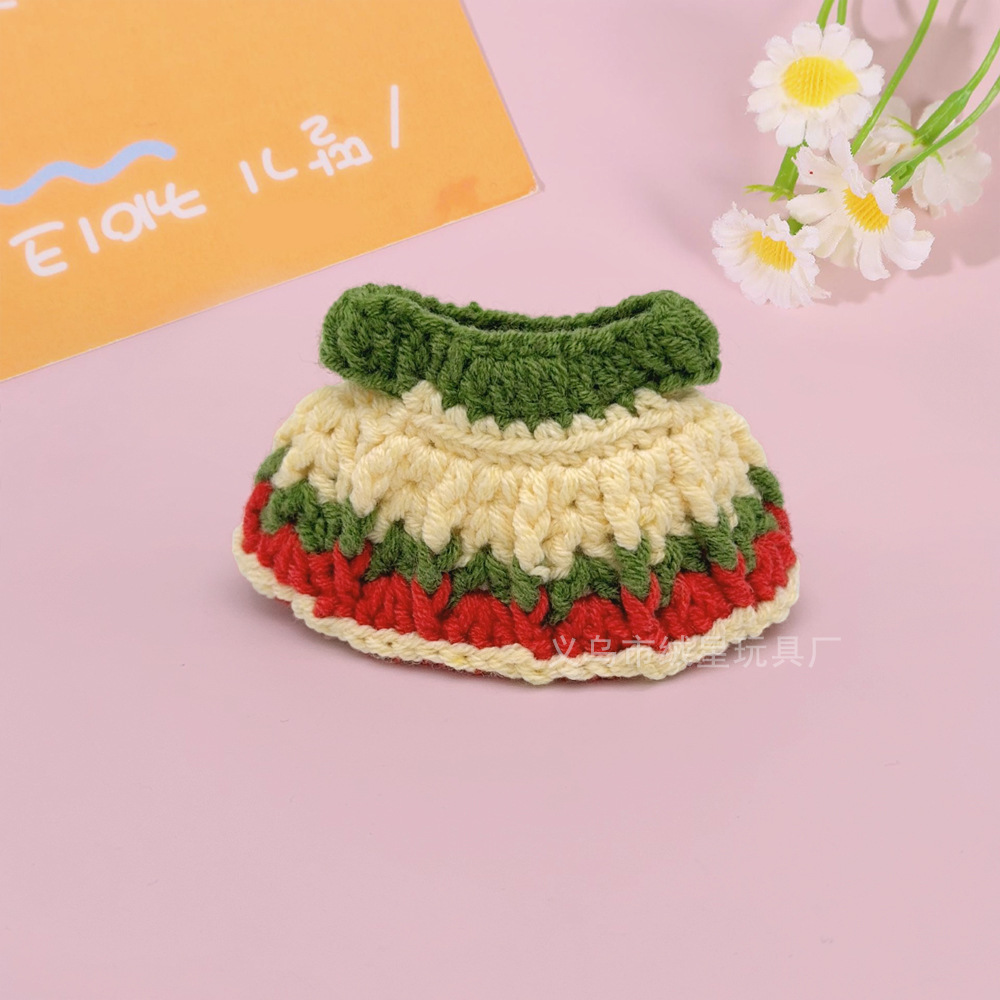 Plush knitted skirts, pure hand-woven baby clothes, carrier skirts, umbrella skirts, plush dolls, doll clothes, accessories and clothing Application Scenario