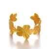 A stainless steel floral finger bracelet with exaggerated and oversized openings for adjusting plants and flowers, which is popular in Europe and America Item Picture