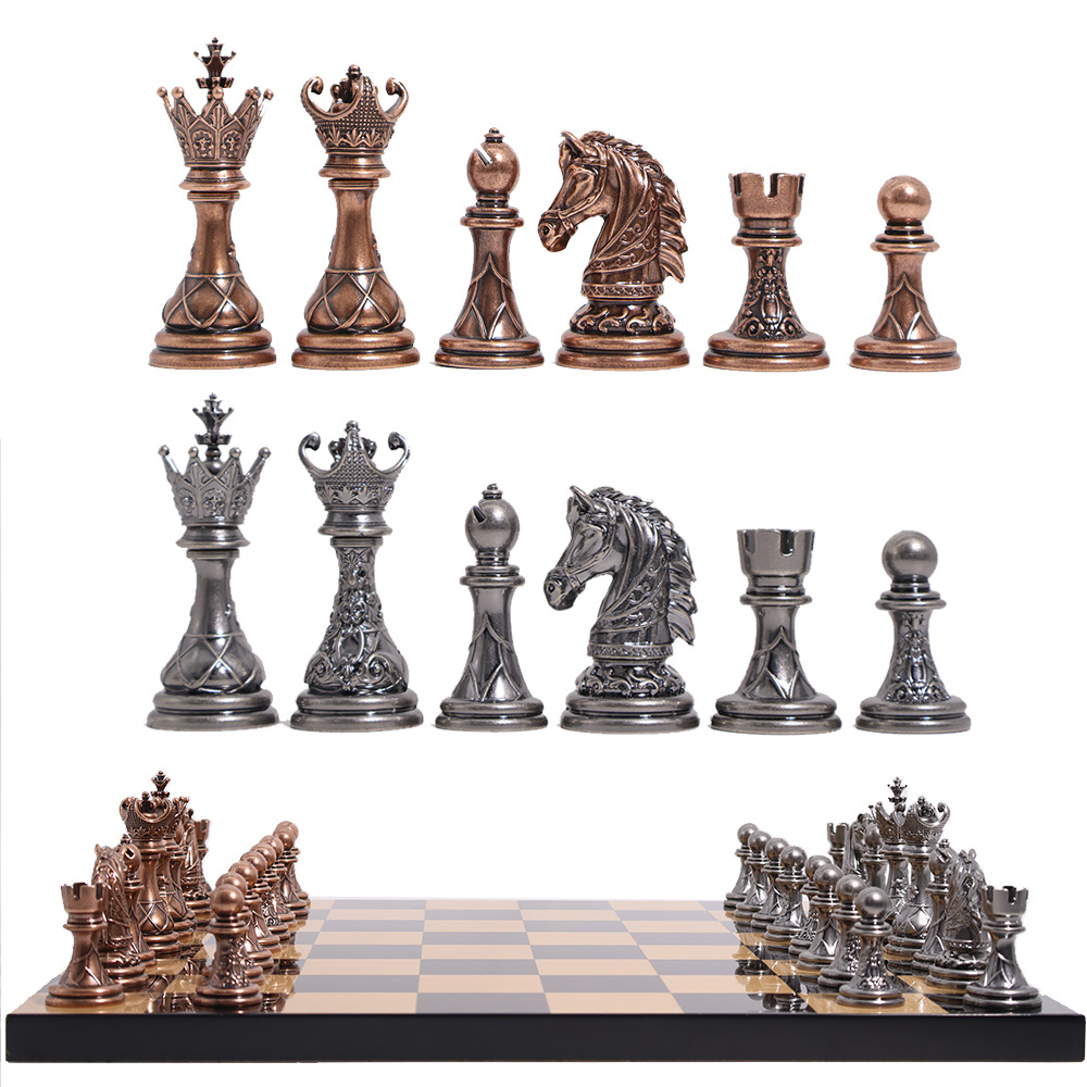 New factory direct sales of desktop chess pieces, metal Baroque chess pieces, smart chess and card games, toy chess, cross-border batch