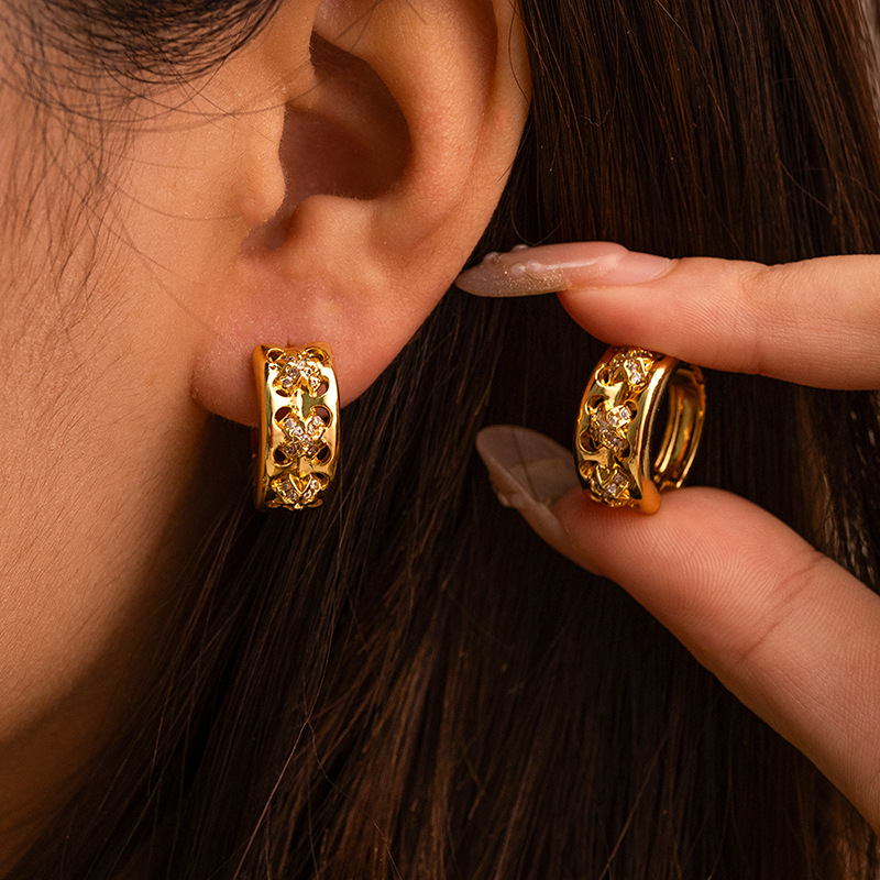 欧美新款时尚耳饰轻奢高级感铜镀18k保色耳饰小众气质高级感耳钉