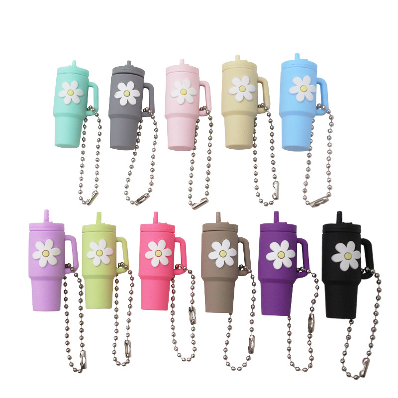 Amazon's best-selling soft rubber keychains, Stanley cup pendants, key chains, and creative milk tea cup keychains are in stock Item Picture