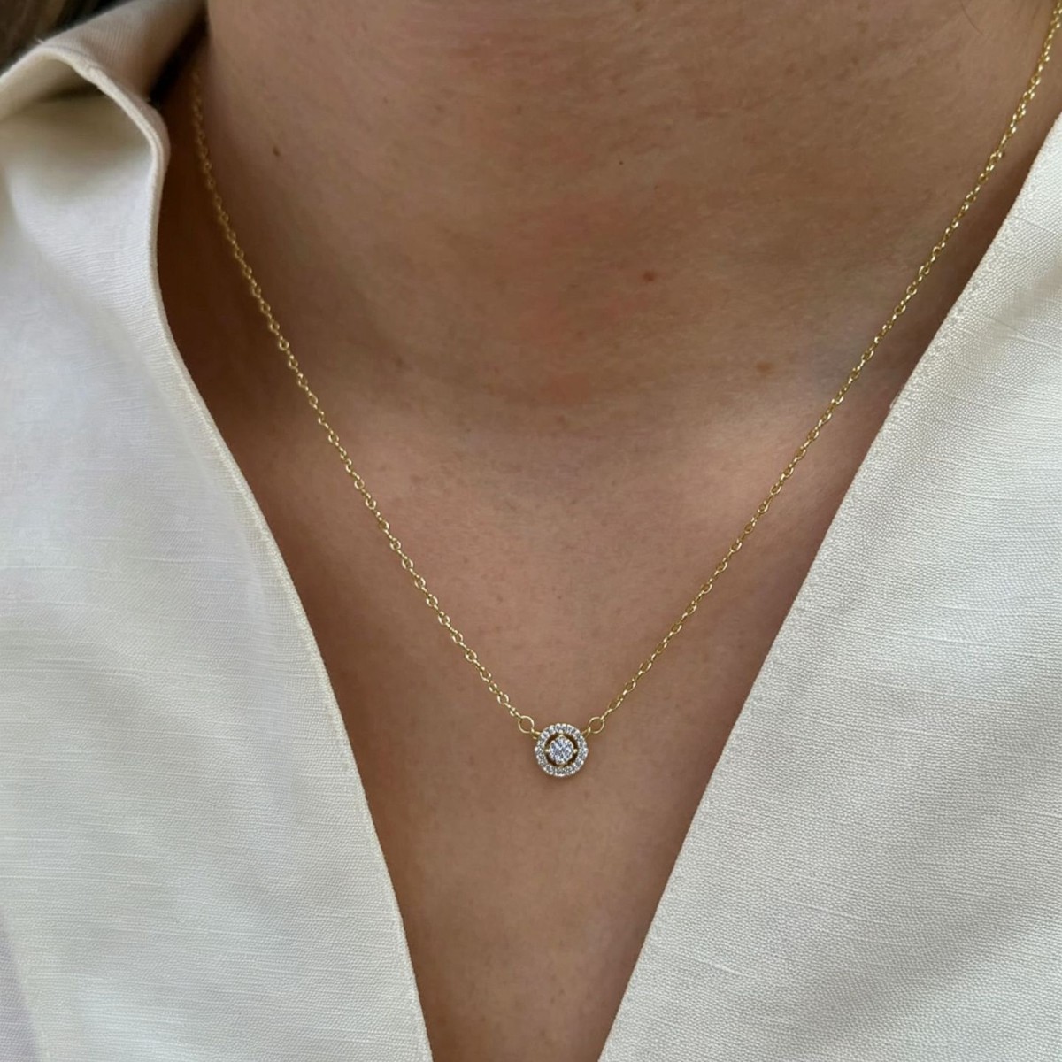 Amazon cross-border round full zirconium collarbone chain for women, simple ins style old money necklace, light luxury, niche and high-end feel