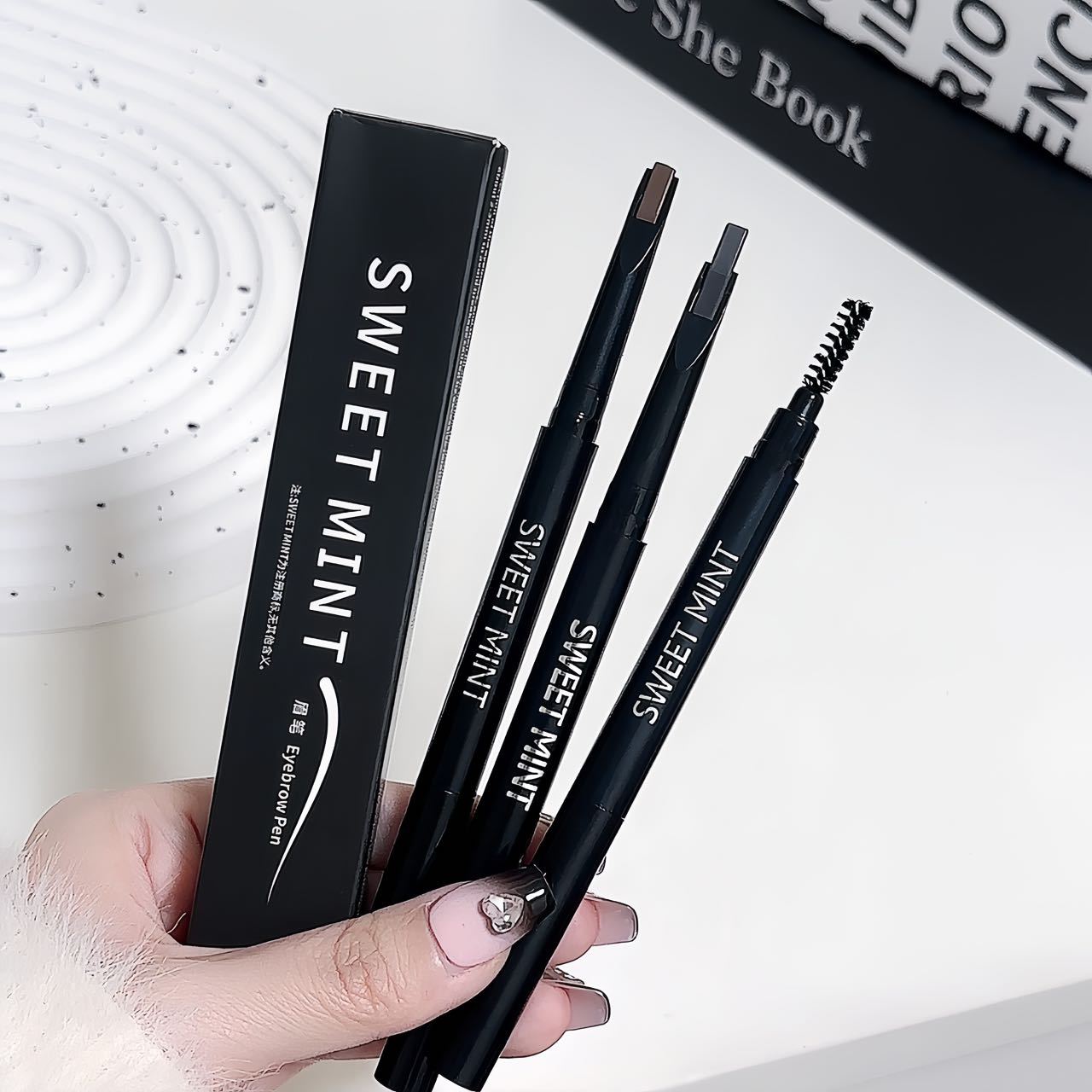 Waterproof And Non-Smudge Eyebrow Pencil With Eyebrow Brush, No Need To Shave, Sweat-Proof, Natural Color Display, Wild Eyebrows, Double-Headed Eyebrow Pencil, Specially Designed For Makeup Artists Specification drawing