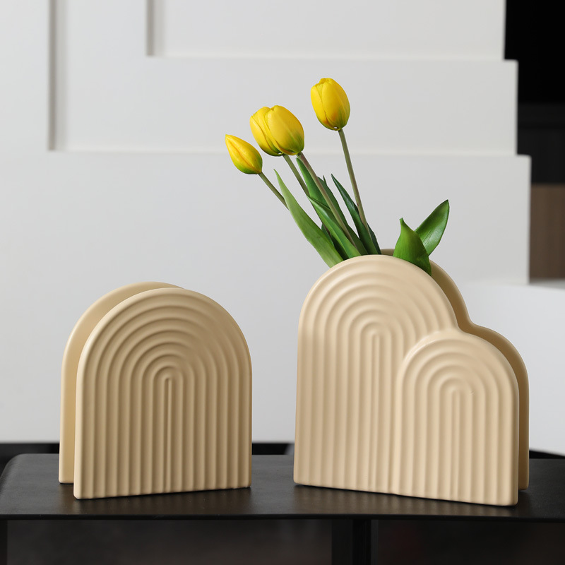 2026 Nordic ceramic arched decorative bookstand, vase, candlestick, scented candle holder, soft decoration details Picture