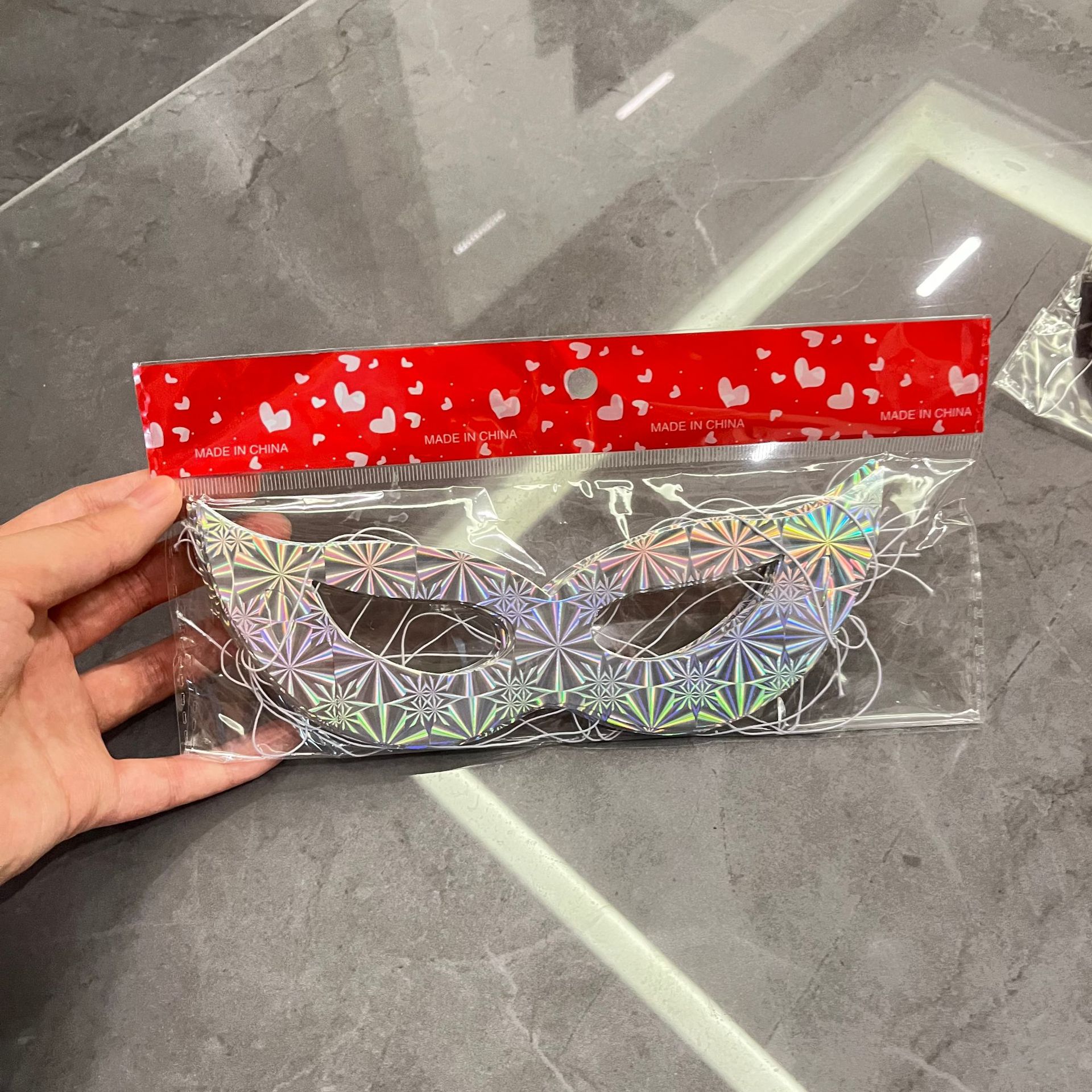 Dance party masks, Halloween single-layer paper eye masks, birthday and festival celebration supplies, party makeup, dance party masks Specification image