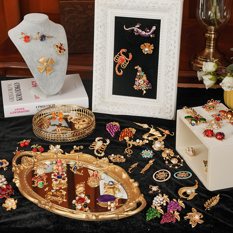 定制 法式复古vintage高档胸针高级感小众中古精致防走光轻奢别针