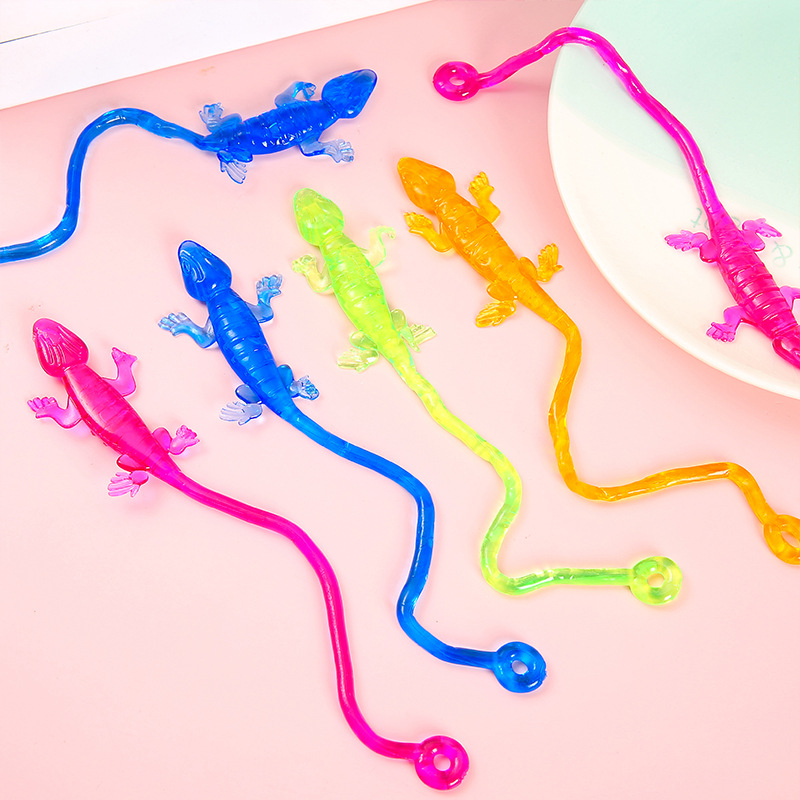 Sticky gecko climbing walls, sticky gecko toys, sticky hands, teasing children's small toys, stress-relieving cross-border supply sources Specification image