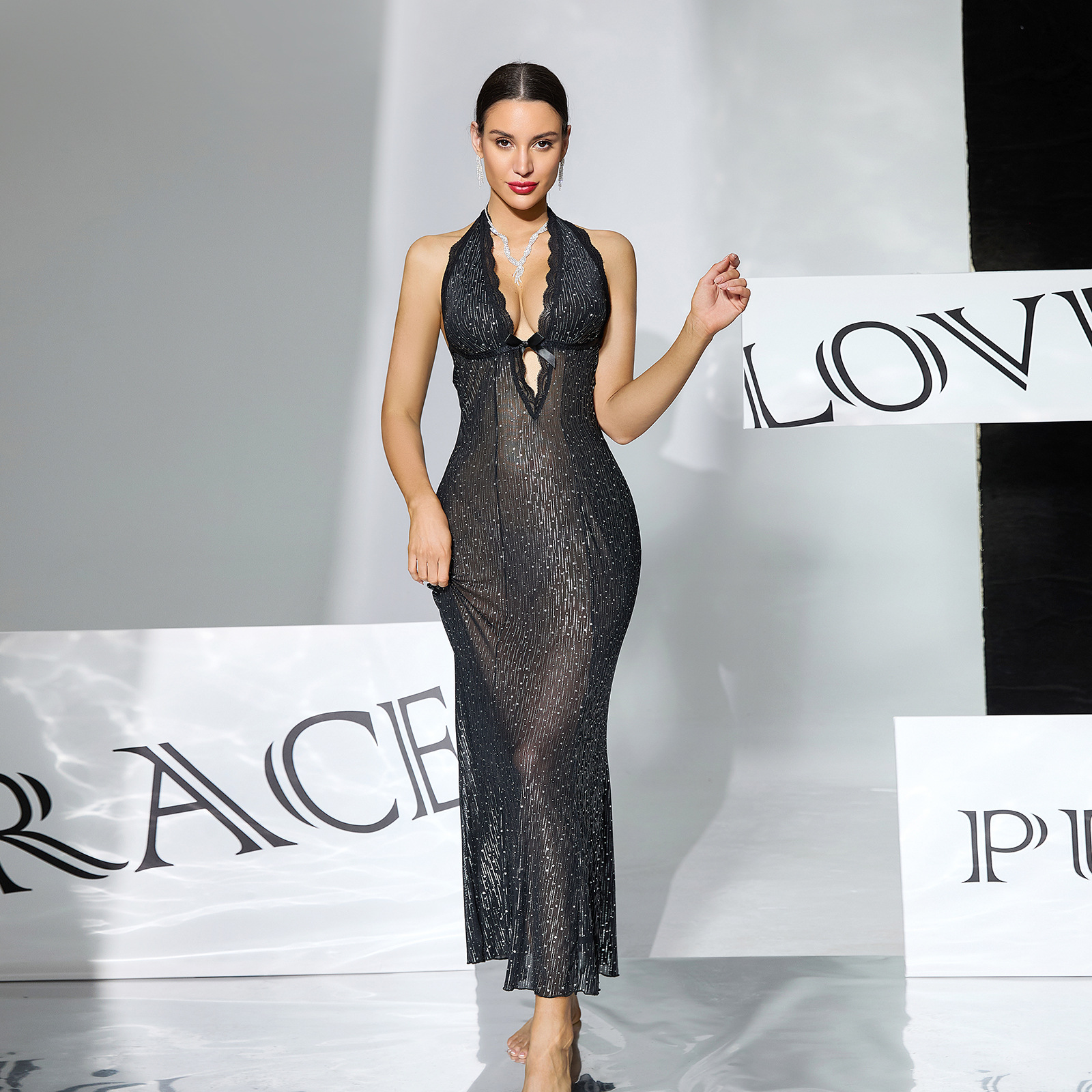 Black silk see-through dress for export, neckline, deep V-neck, backless, slim fishtail, sexy sleeping dress 1155 details Picture