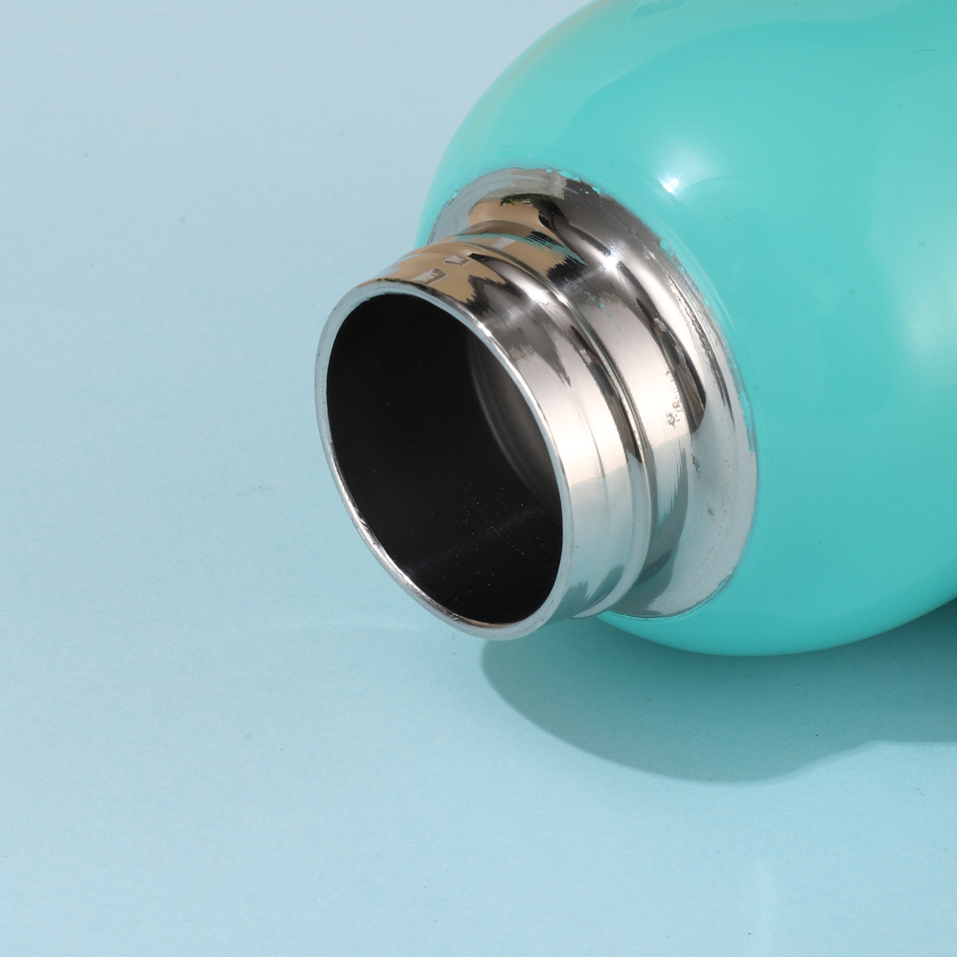 Factory wholesale of Xiaopangding insulated cups, portable and compact cups, mini small-capacity children's couple gift water cups details Picture