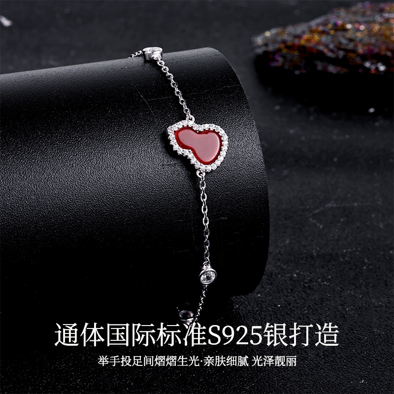 卓恒甄选2026银饰新款红玛瑙葫芦手链福禄新中式招财纳福时尚款S925纯银手链细节图