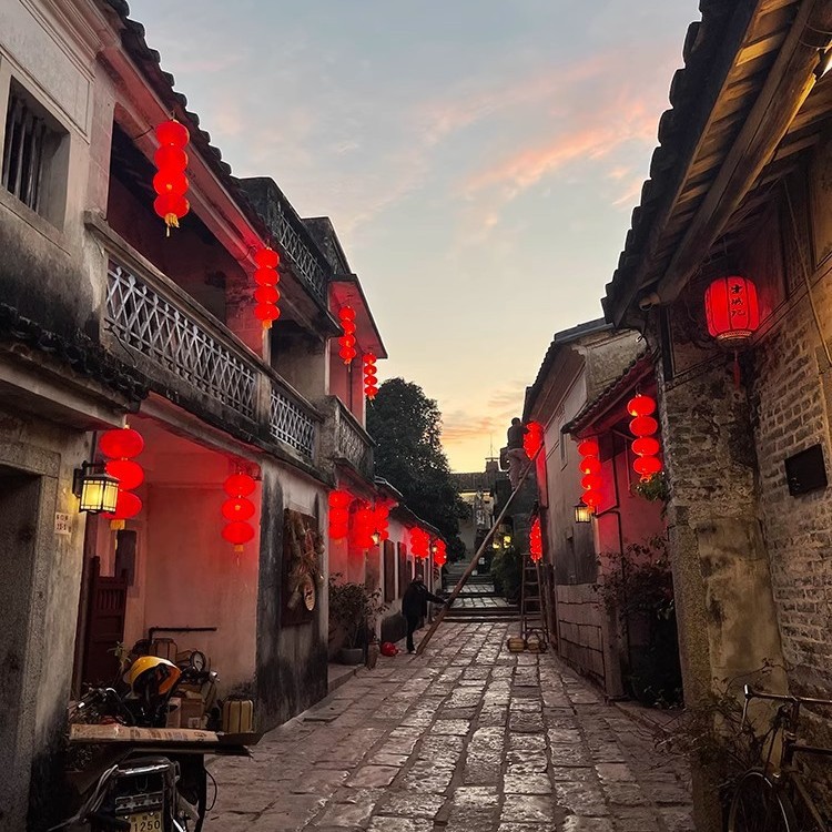 灯笼连串拉丝韩式折叠防水户外冬瓜户外广告新年大红圆灯笼批发