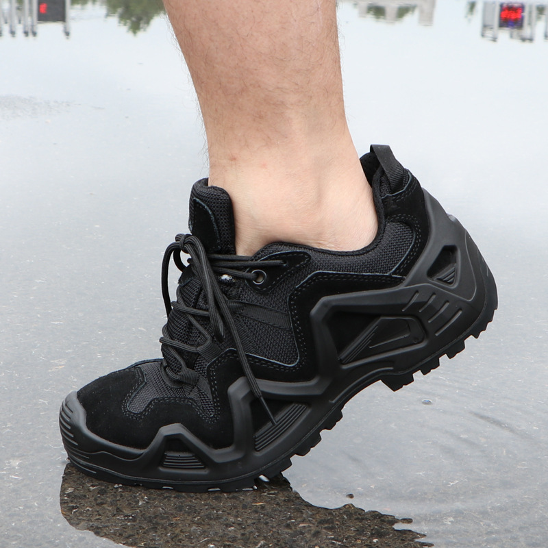 户外靴运动战术靴特种作战靴沙漠战术靴防水登山鞋加棉冬季攀冰鞋