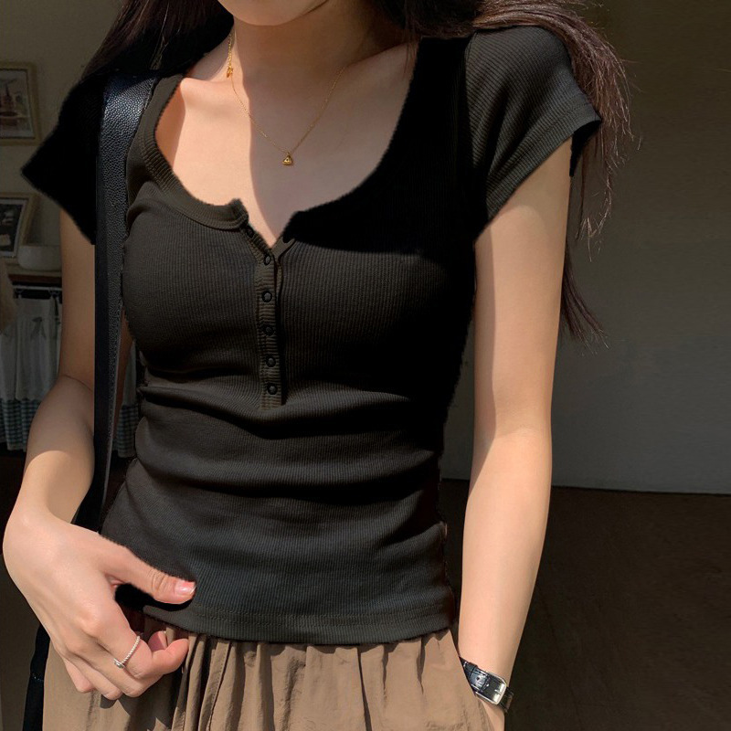 Threaded cotton button T-shirt for women, short-sleeved 2026 summer new style, square neck, versatile outerwear, slimming and form-fitting top base layer Application Scenario