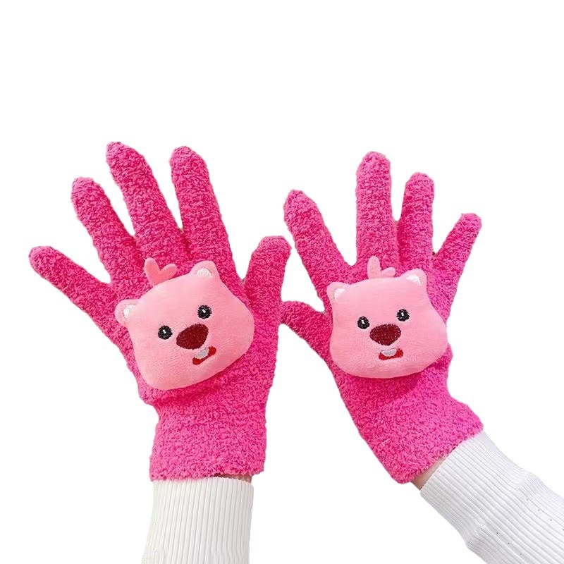 New cute little beaver loopy plush gloves, coral fleece student cycling finger gloves, women's winter warmth Application Scenario