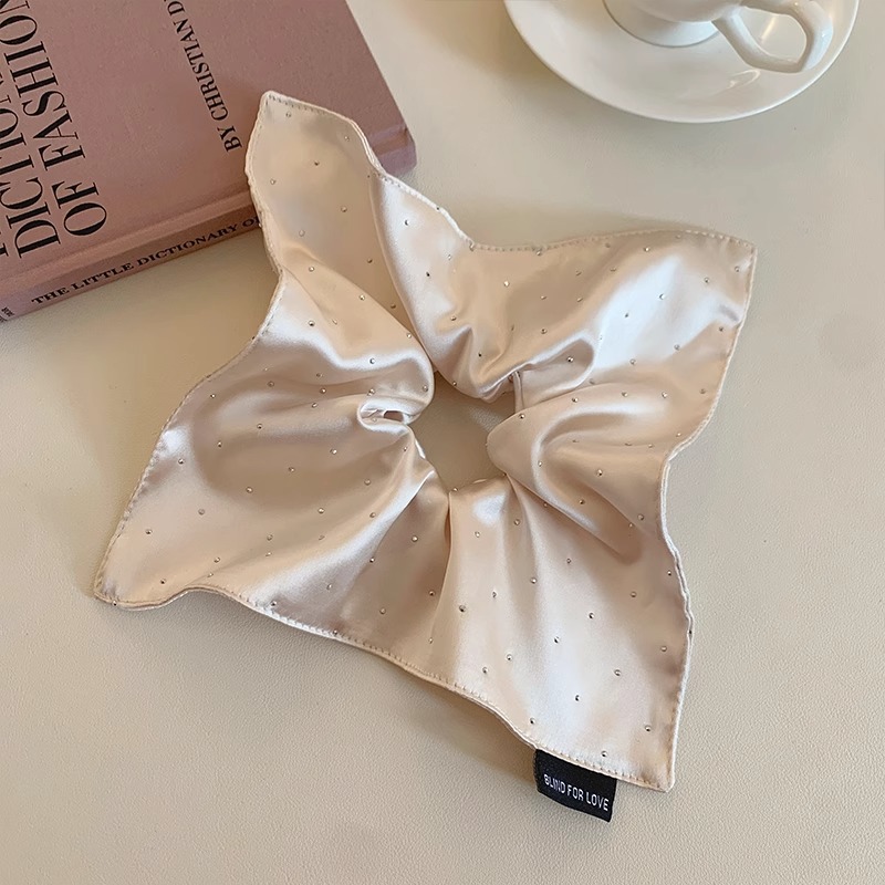 Early spring new style, high-end four-layer extra-large size! Pleated and laid-back style low bun hair tie large intestine hair band hair accessory Specification image