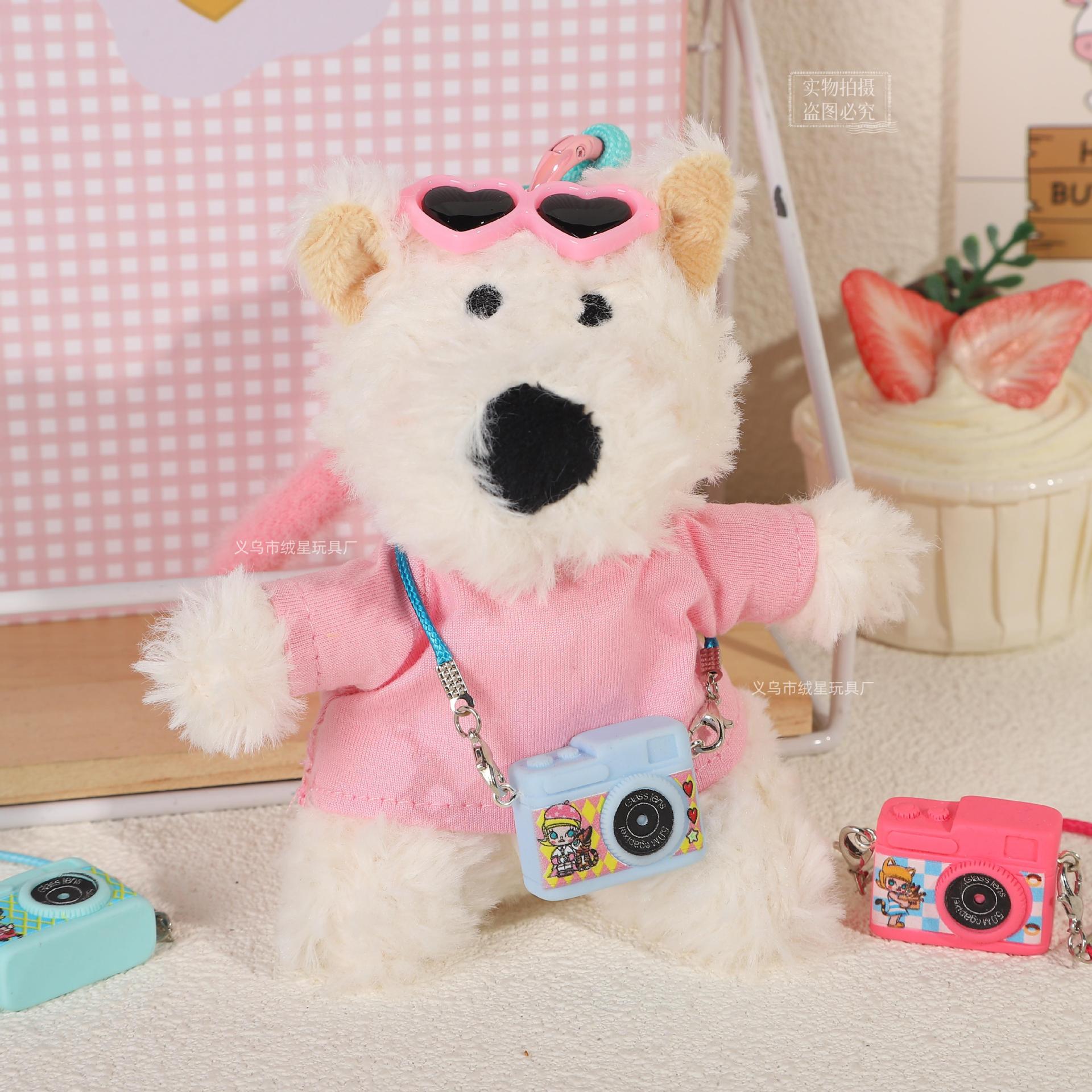 Creative cartoon camera dolls, mini camera pendants, DIY plush toys, decorative cotton doll accessories Application Scenario