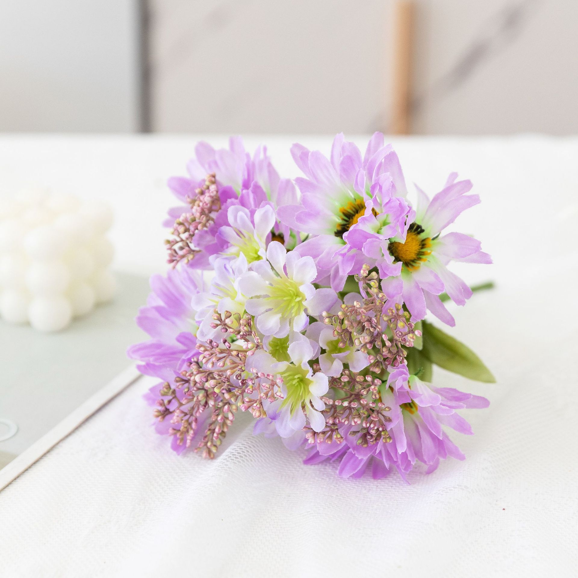 百花邦17头蓝色小雏菊仿真花束 韩式洋甘菊家居软装摆件 假花装饰细节图