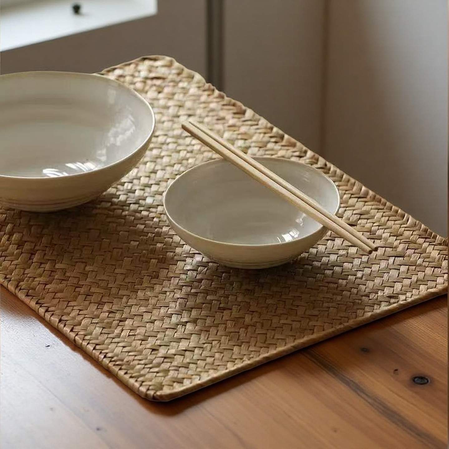 大号藤草编织餐垫茶盘垫复古中式方形装饰田园风隔热垫拍照道具产品图