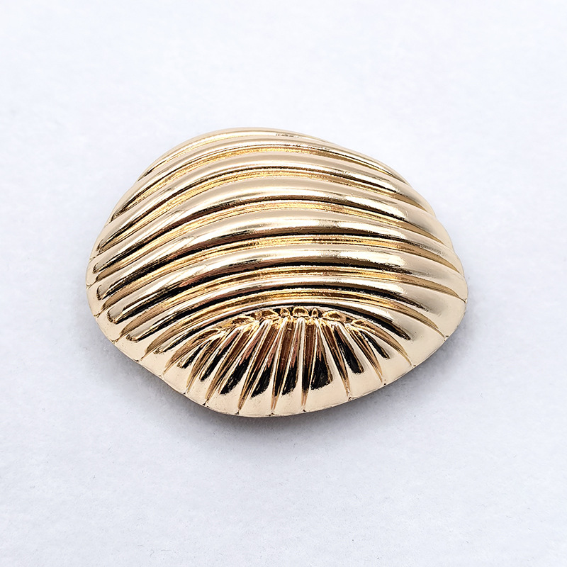 Zinc alloy swimsuit buttons, swimsuit decorative buttons, metal chest connection buttons, European and American style, light luxury and high-end accessory accessories Application Scenario