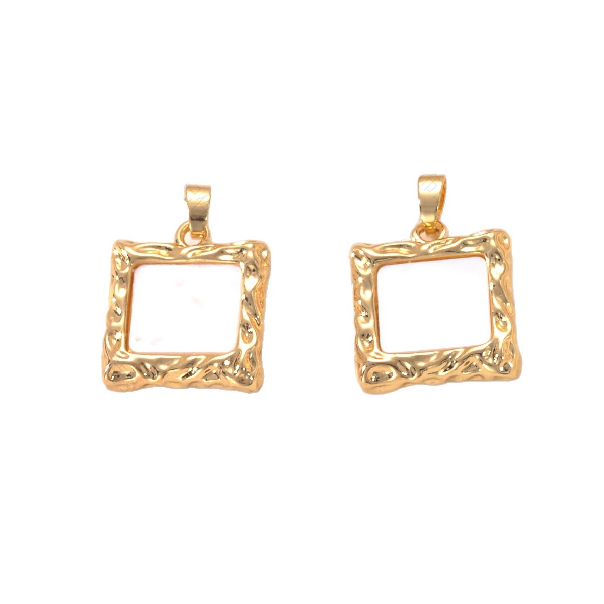 Pearl necklace pendant, copper plated with 18k gold and inlaid with white shell square block, high-end DIY jewelry accessory Item Picture