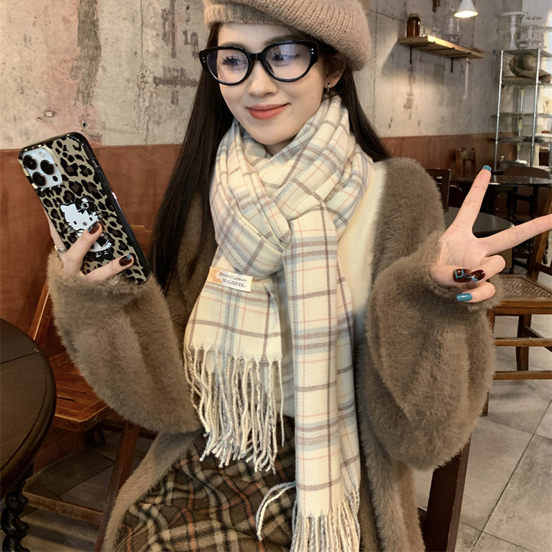 Women's winter 2024 new style high-end checkered shawl, dual-purpose double-sided thickened tassel scarf factory direct sales
