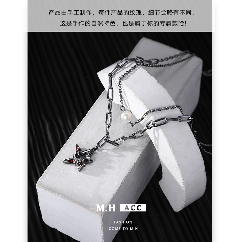 Red meteorite double-layered necklace for women, light luxury fashion, niche high-end feel, dark style, sweet and cool original collarbone chain Application Scenario