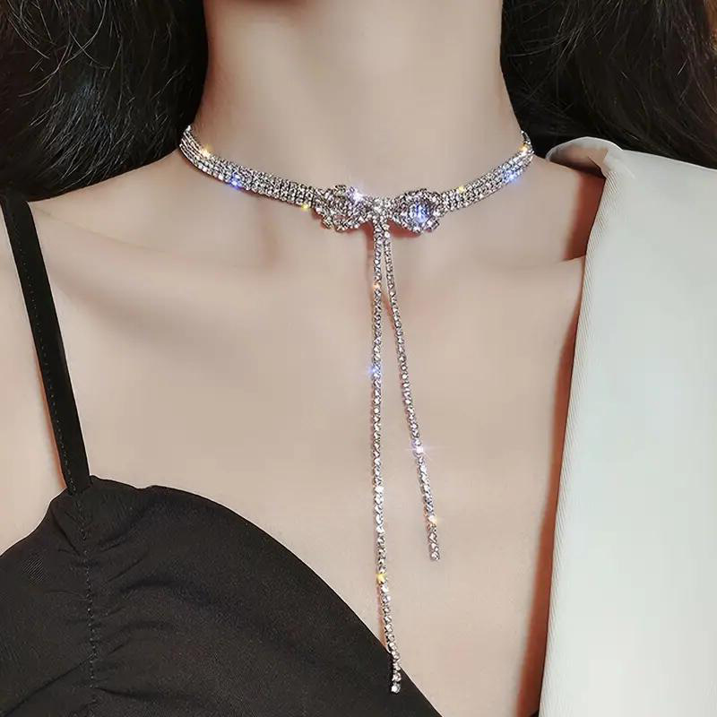 A trendy, fashionable, high-end, versatile, light luxury water diamond jewelry necklace for parties, events, banquets, and a best-selling bow necklace details Picture