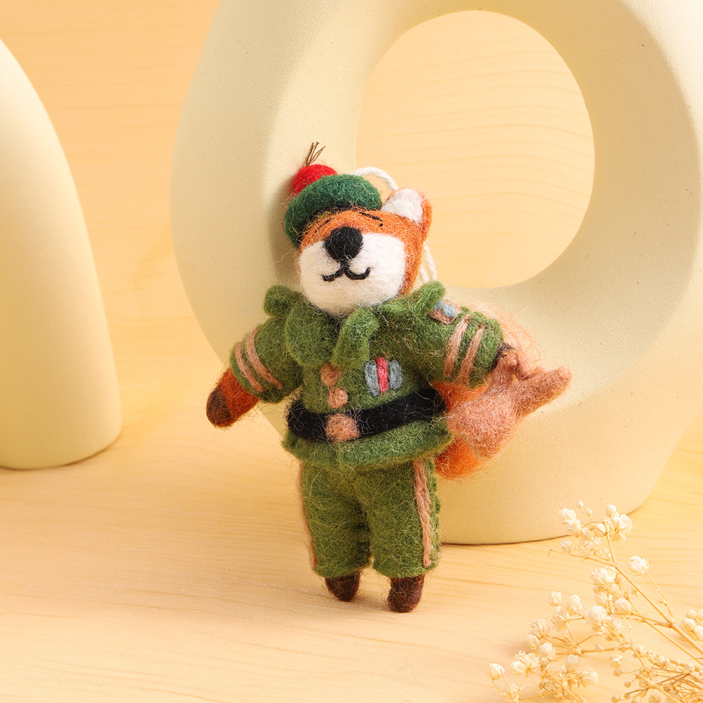 Fox General handmade wool felt pendant, high appearance level three-dimensional doll pendant, niche bag pendant, cartoon pendant Specification image