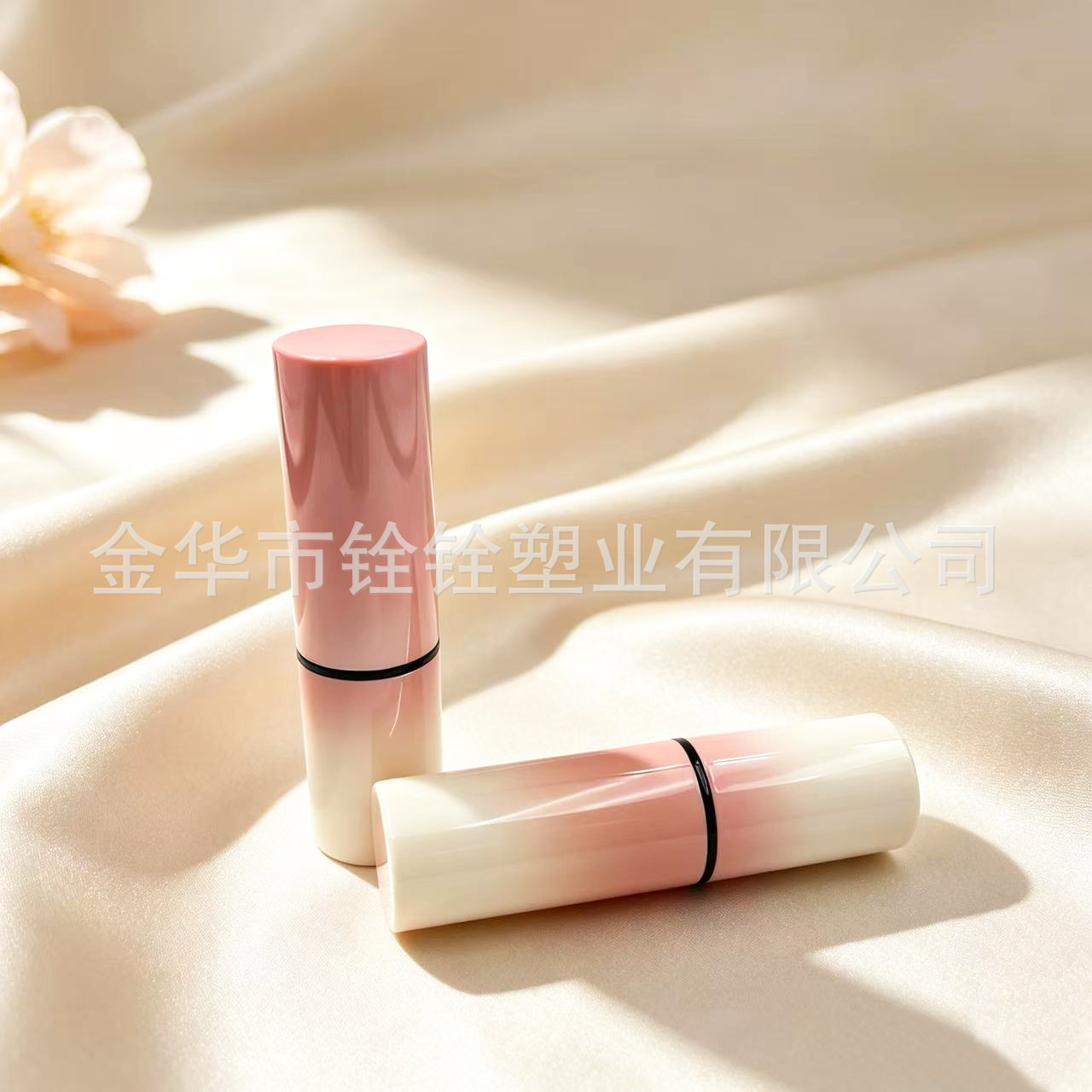Export bestseller LS627 lipstick tube made of ABS material, round lipstick, lip balm, empty tube, cosmetics packaging material wholesale factory store Application Scenario