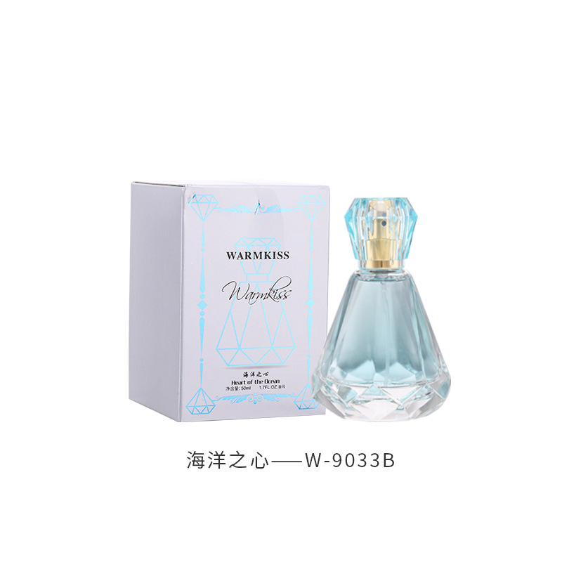 إن عطر الماس الماسي المحبوب بالكريستال ذو اللون الأحمر المتفجر يطبع على عطر النساء الفييتنامي Item Picture