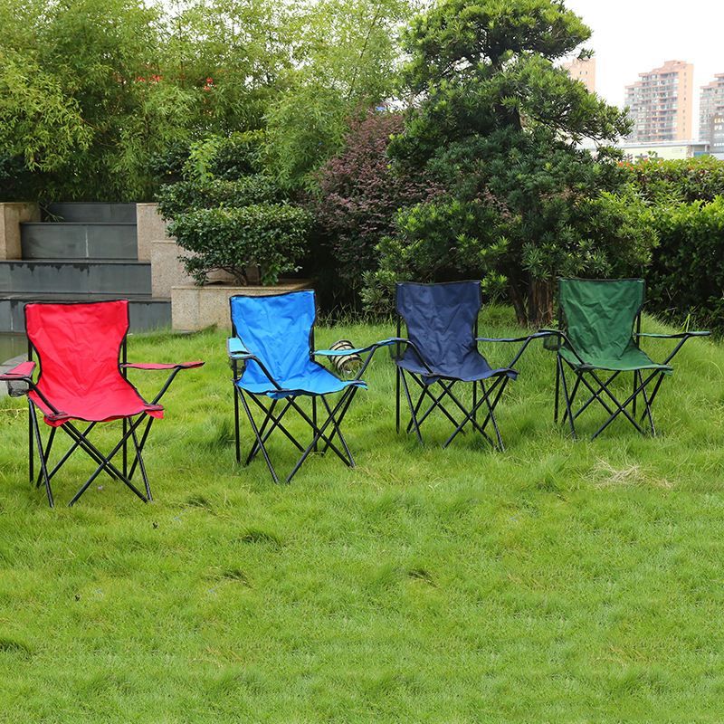 新款户外便携可折叠带扶手休闲椅批发牛津布沙滩椅带杯架椅子批发